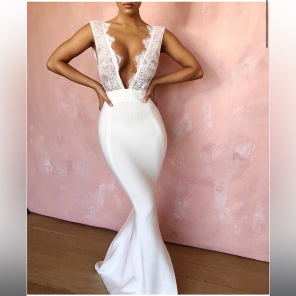 RARE HOUSE OF CB 'Balere' White Bandage and Lace Maxi Dress NWOT - Picture 4 of 14